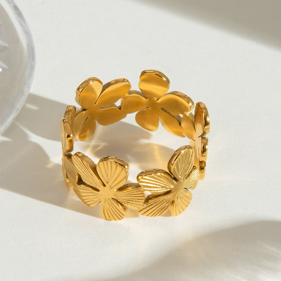 1 Paar Simple Series Sweet Flower Edelstahl 18 Karat vergoldete verstellbare Damenringe 