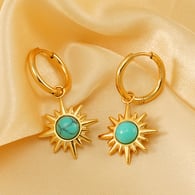 Eight-pointed star earrings 