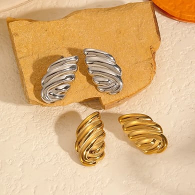 1 Pair Luxurious Retro Style Angel Wings Shape Stainless Steel 18K Gold Plated Women's Stud Earrings h5 