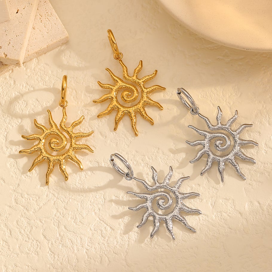 1 Paar Ohrstecker im Sonne/Mond-Stil, 18 Karat vergoldet 