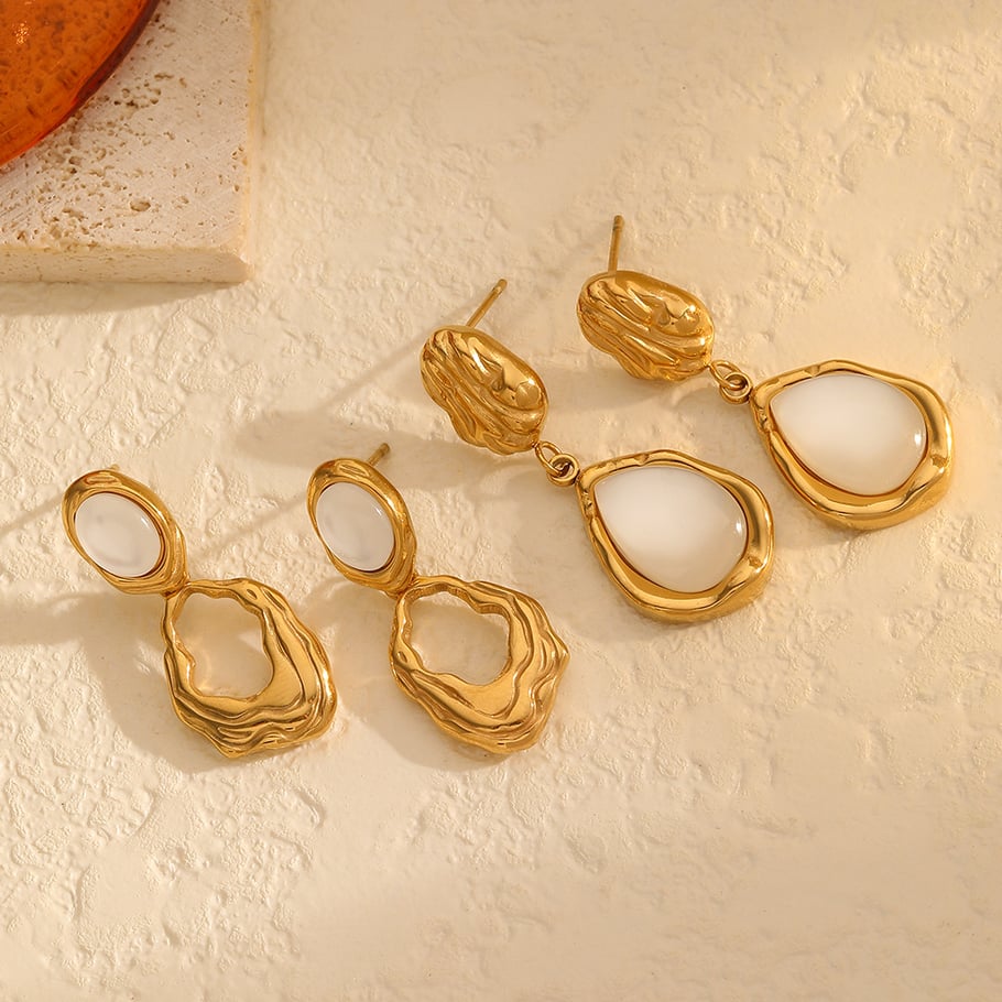 1 Pair Classic Series Retro Geometric 18K Gold Plated Artificial Gemstone Stud Earrings 