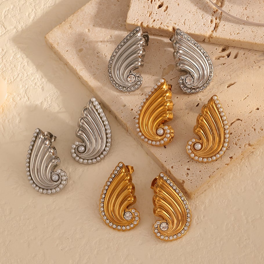 1 pair classic series retro geometric  gold plated artificial pearl women stud earrings Picture2