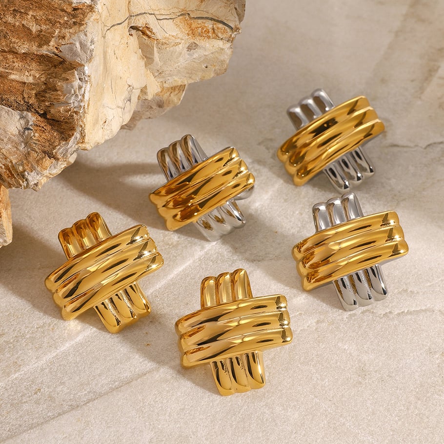 1 Paar Simple Series Casual Letter Edelstahl 18 Karat vergoldet Damen verstellbare Ringe Bild2