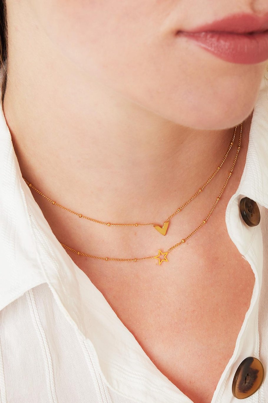 Minimalistic necklace open star 