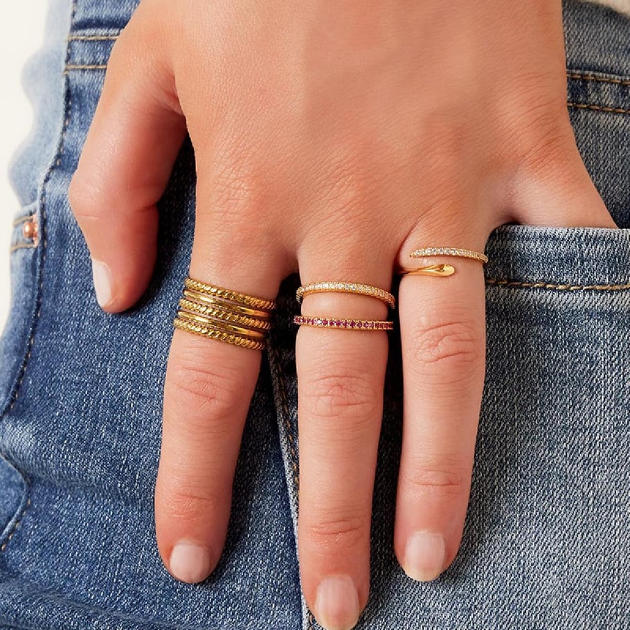 Adjustable ring little stones 