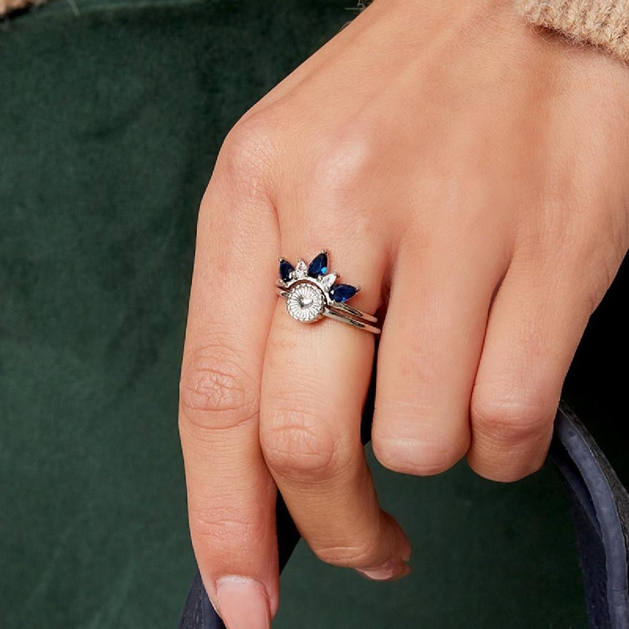 Ring crown 