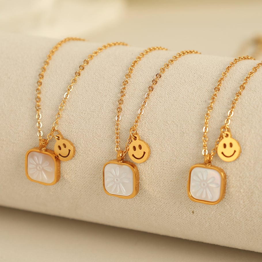 1 Piece Simple Series Simple Cartoon Stainless Steel 18K Gold Plated Women Pendant Necklaces 
