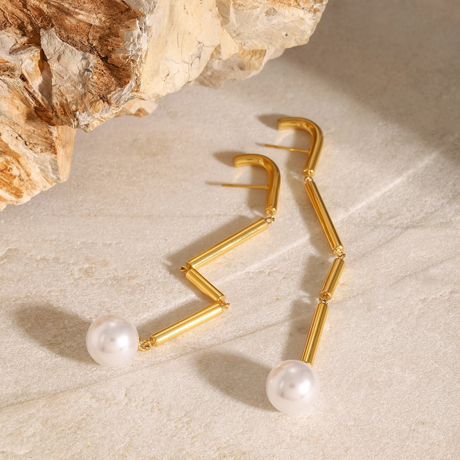 1 Pair Classic Series Europe and America line Stainless Steel 18K Gold Plated Artificial Pearl Women Drop Earrings 