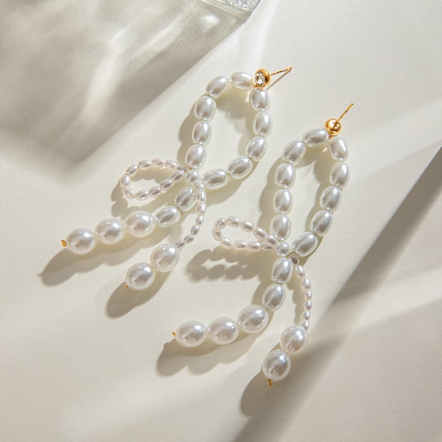 1 Pair Luxurious Series Elegant line Stainless Steel 18K Gold Plated Artificial Pearl Women Drop Earrings 