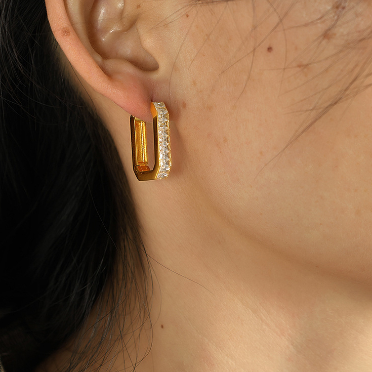 1 Pair Simple Series Classic Geometric Stainless Steel 18K Gold Plated Zircon Women Hoop Earrings Picture2
