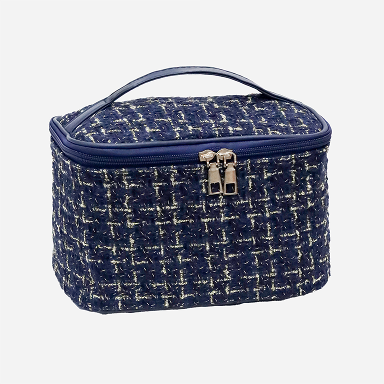 1 Piece Fashionable Series Classic Plaid Chanel's Style Women's Cosmetic Bags Picture2