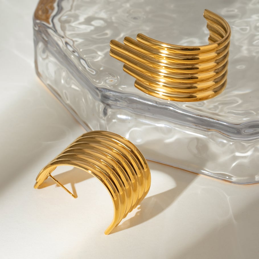 1 Paar Simple Series Retro Ringförmige Creolen aus Edelstahl mit 18 Karat Vergoldung für Damen Bild2
