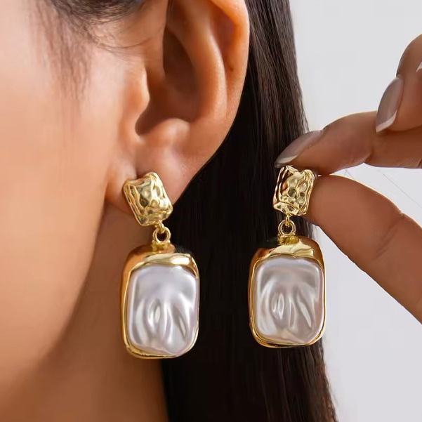 1 Pair Luxurious Series French Retro Block Stainless Steel Gold Color Elegant Women's Drop Earrings Picture2