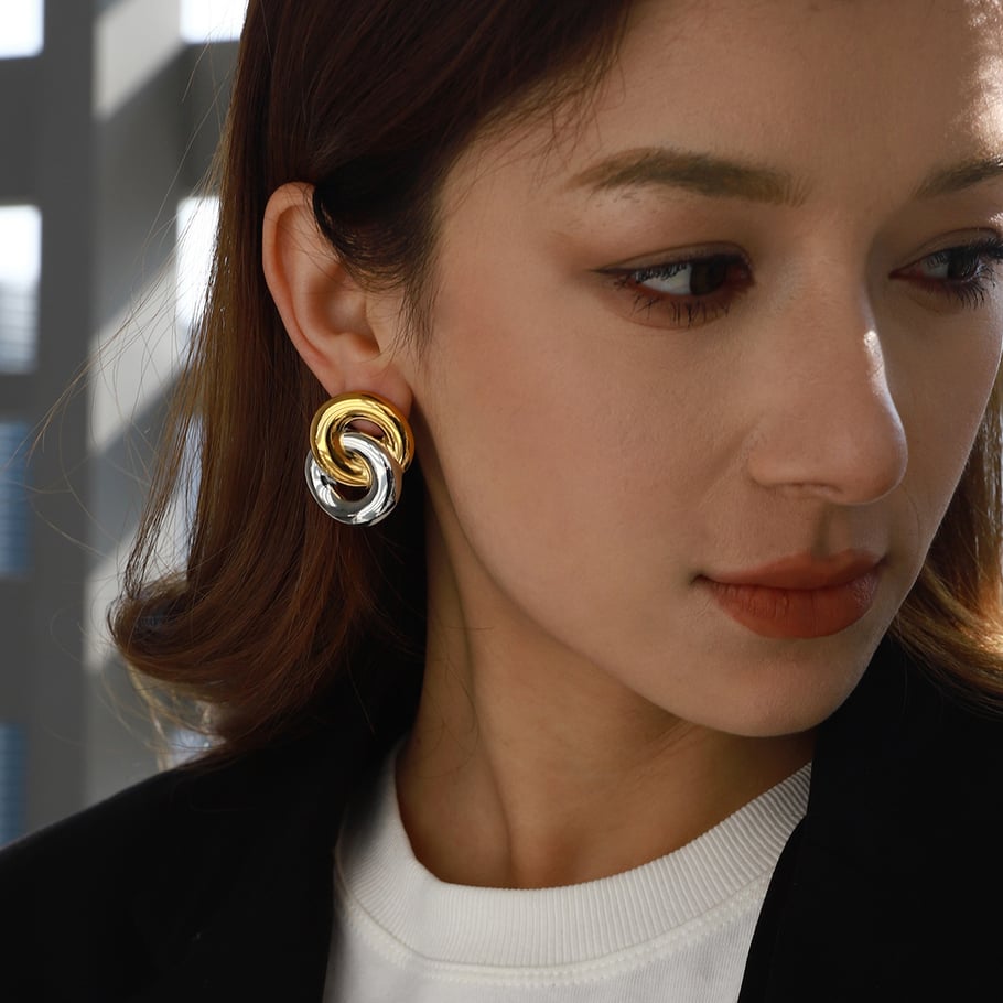 1 Pair Modern Series Classic Overlapped Annular Stainless Steel Gold Color Women's Stud Earrings Picture2