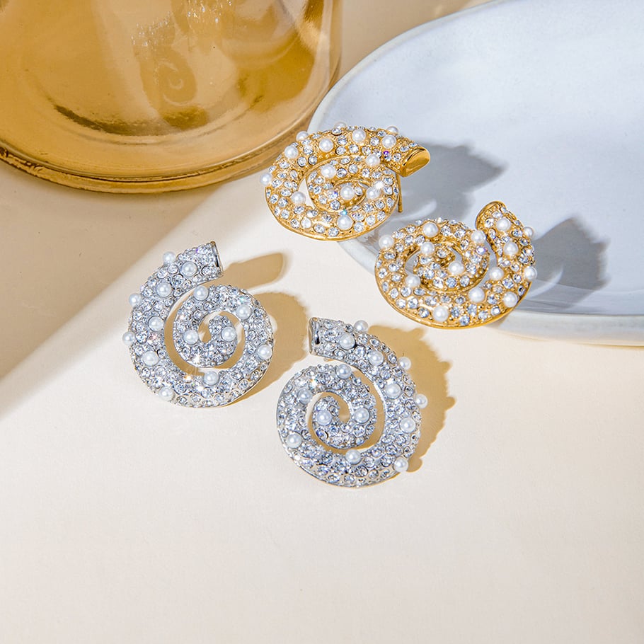 Europäische und amerikanische grenzüberschreitende INS-Stil exquisite Persönlichkeit 18 Karat Gold Edelstahl fadenförmige Perlen-Strass-Ohrringe Ohrringe Bild2