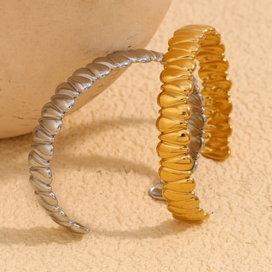 1 Piece Simple Series Classic Droplet Stainless Steel   Gold Color  Women's Bangles h5 Picture2