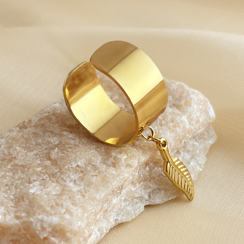 1 Piece Stylish Series Exquisite Marine Organism Dangle Stainless Steel Gold Color Women's Adjustable Rings 