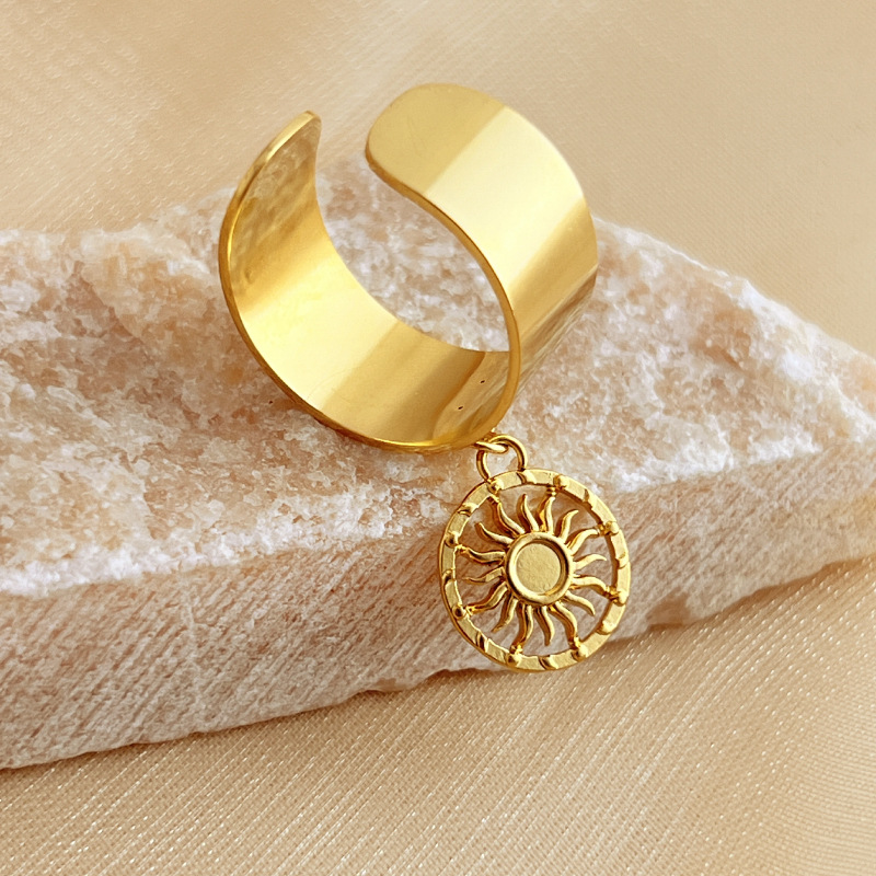 1 Stück Classic Series Retro Sonne/Mond Edelstahl Goldfarben Verstellbare Damenringe 