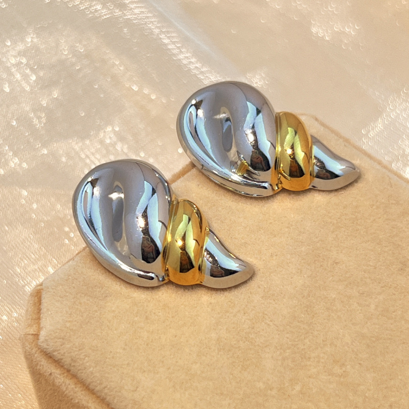 1 par de pendientes de botón de acero inoxidable dorados con diseño de tortuga retro de serie simple para mujer 