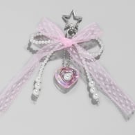1 pink lace heart keychain 