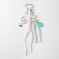 1 pink hanging string star smiley face keychain Picture4