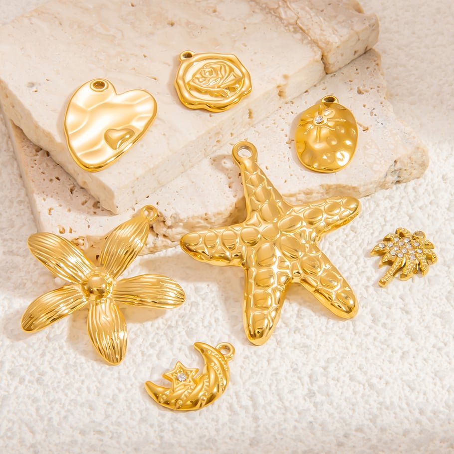 1 pieza de colgante de tortuga de vacaciones de acero inoxidable color dorado para mujer de la serie romántica Imagen2