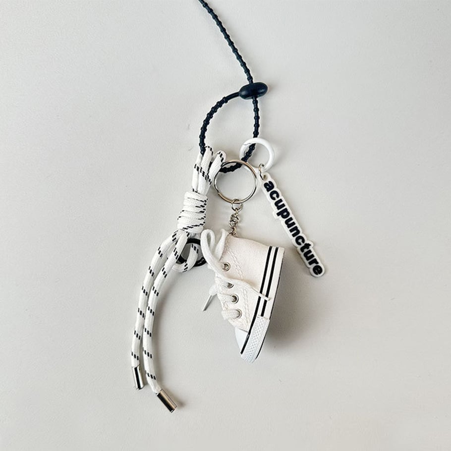 1 Piece Sport Series White Color Women's Bag Charms 