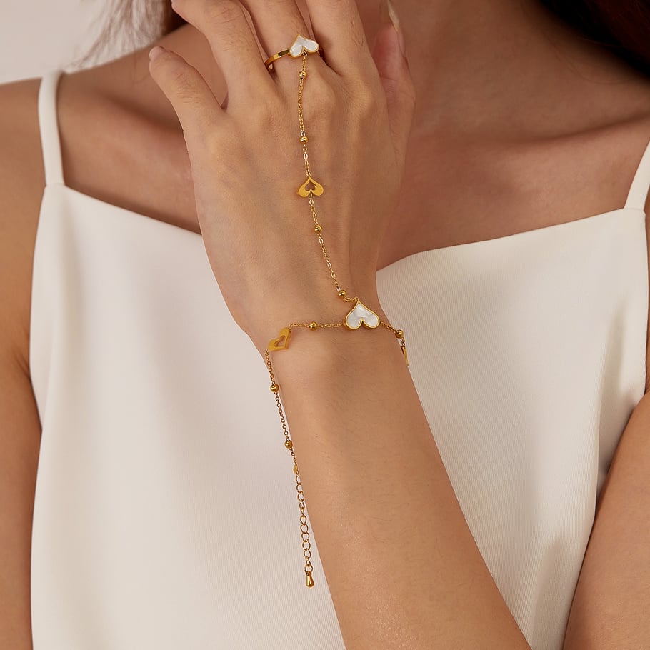 Pulsera de cadena de acero inoxidable color dorado con diseño de corazón diario de serie simple para mujer, 1 pieza Imagen2