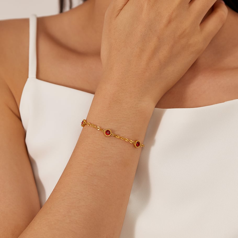 1 Stück Simple Series Tägliche geometrische Edelstahl Goldfarbene Damen-Kettenarmbänder Bild2