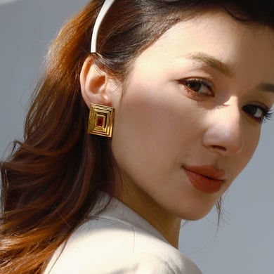 1 Pair Luxurious Series Retro Quadrilateral Shape Chic Stainless Steel Gold Color Women's Stud Earrings h5 Picture2