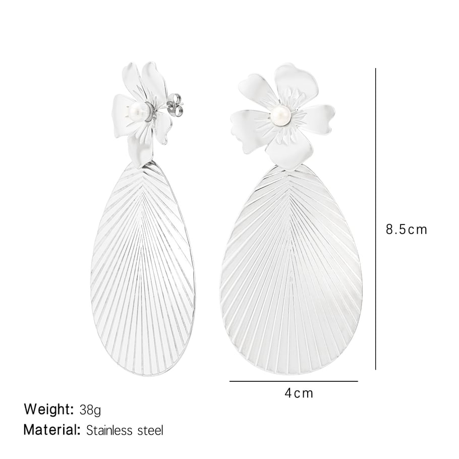 1 Pair Lustrous Series Elegant Flower Droplet Shape Titanium Steel Gold Color Women's Drop Earrings Picture2