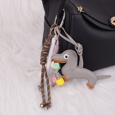 Hundetaschenanhänger aus Leder h5 