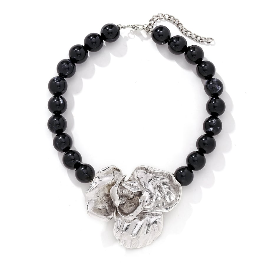 1 Piece Vintage Dimensional Exaggerated Silver Large Flower Women's Beaded Necklaces 