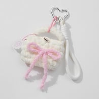 1 white small bag bow keychain 