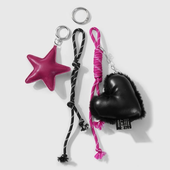 1 pieza de dijes de cuero con forma de estrella y amor para bolso de mujer 2