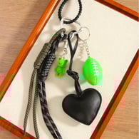 Black love heart 