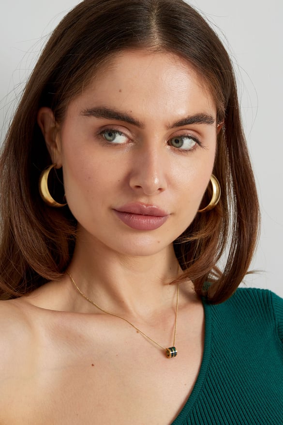 Collana con ciondolo rotondo - Colore oro/nero