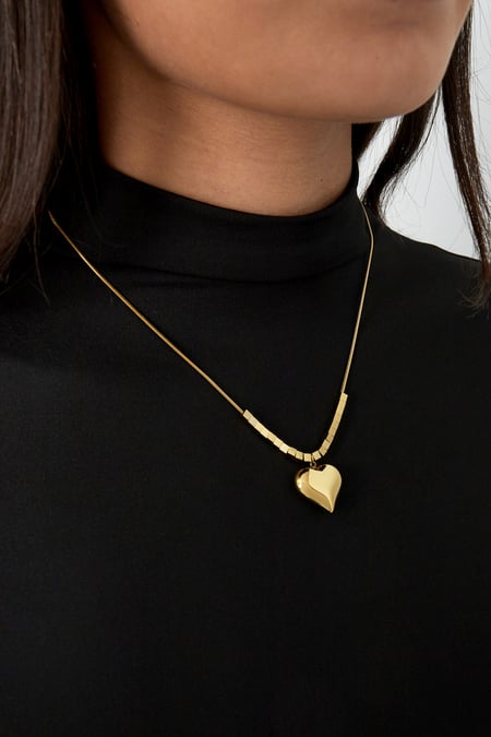 Trendy heart necklace - Gold color