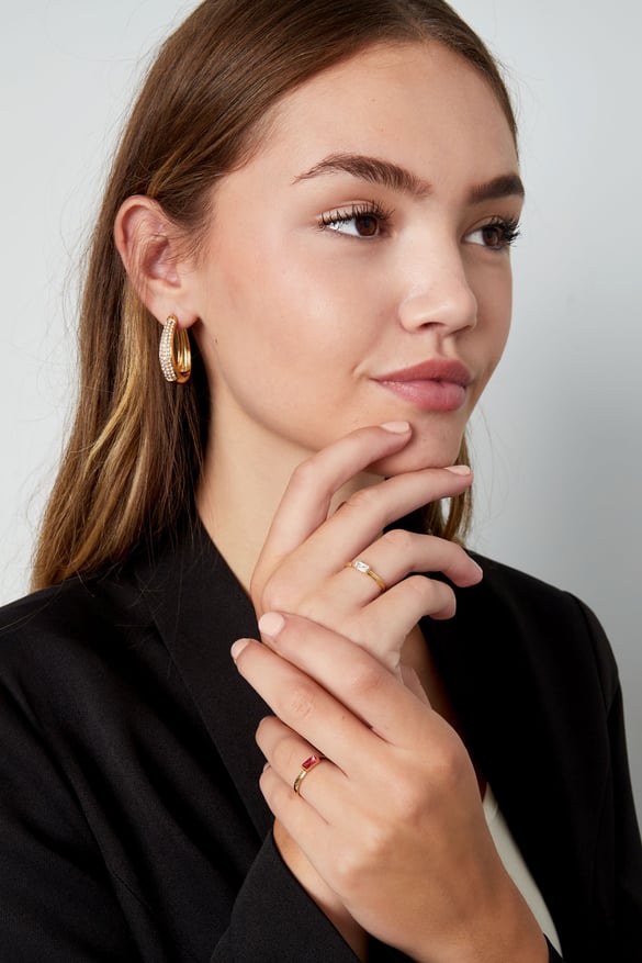 Anillo fino con piedra - fucsia