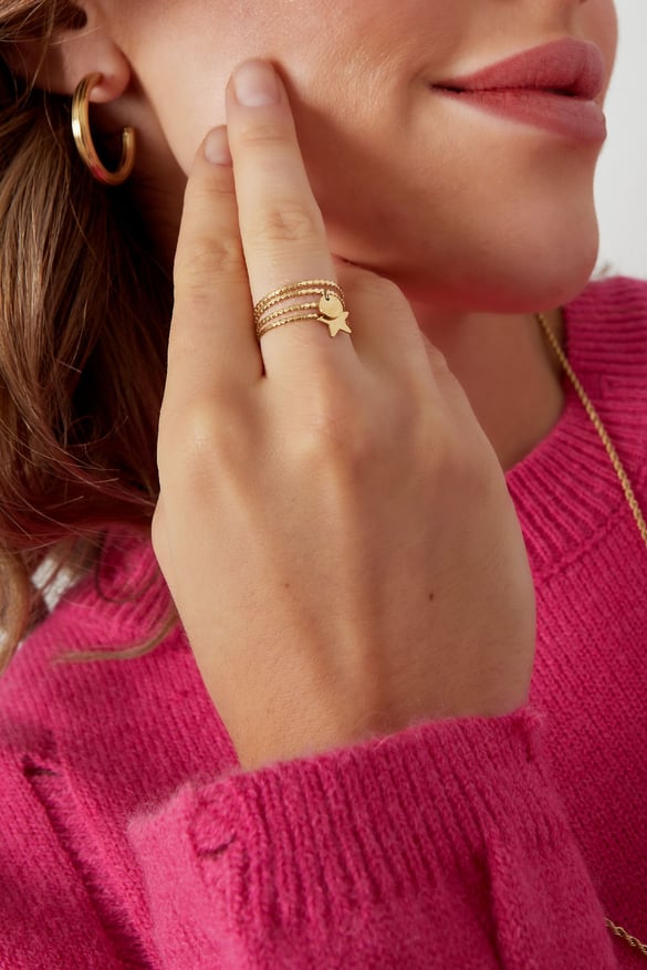 anillo rayas con dijes - color plata