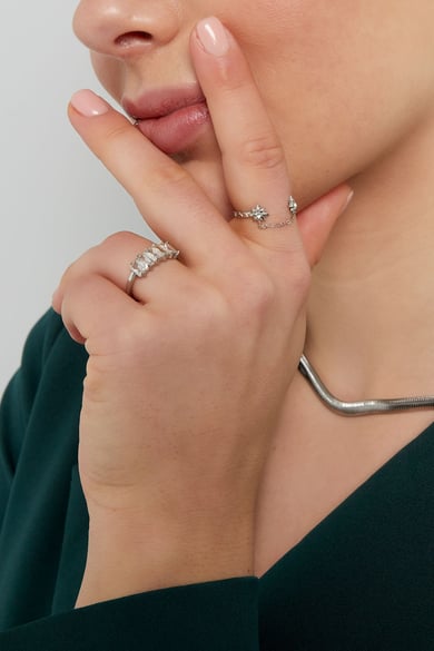 star ring with chain h5 Picture3