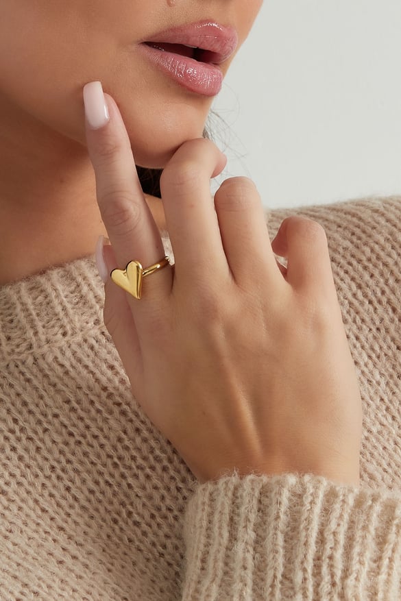 classy heart ring 2