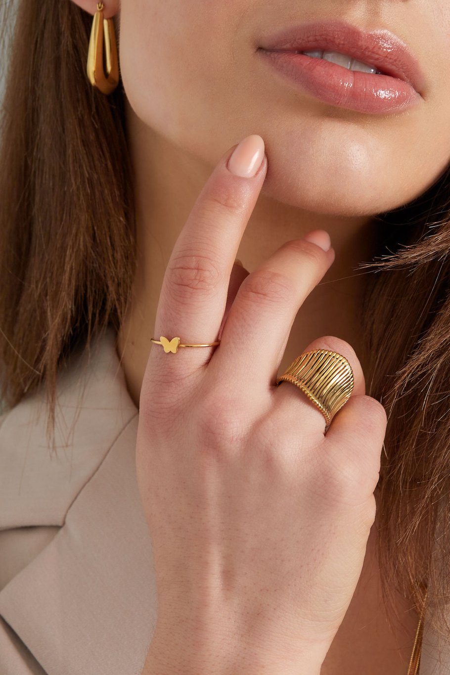 Anello a farfalla semplice - Colore oro Immagine2