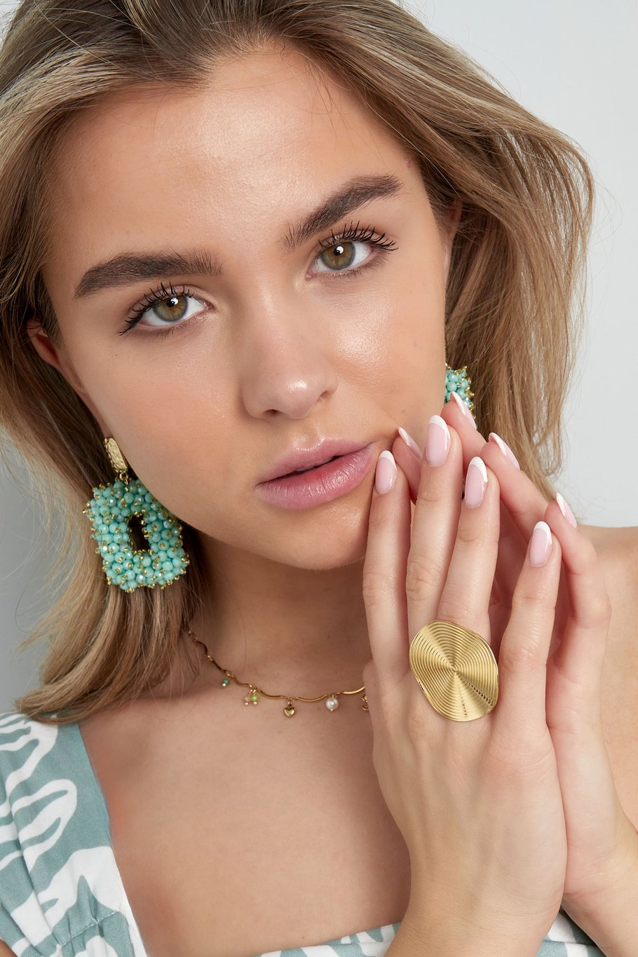 Ring mit rundem Muster - Goldfarbe Bild3