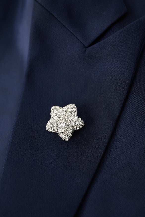 Floral essence brooch - Silver Color color 2