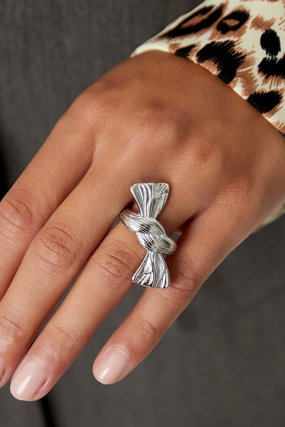knot it up ring Picture2