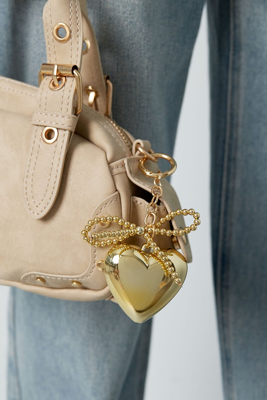 bow &amp; heart pendant Picture2