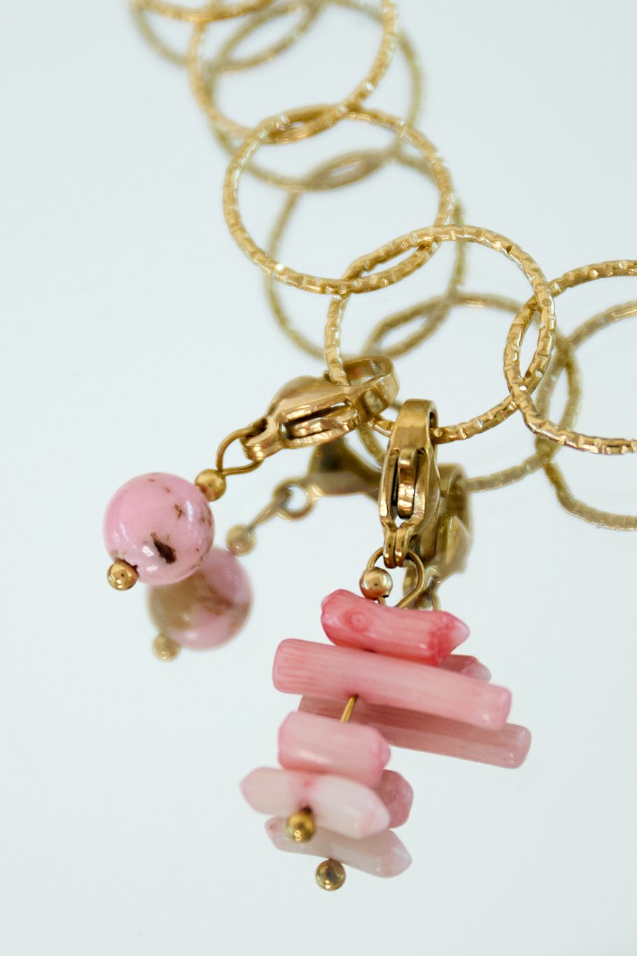 Blush Tropfen Schmuck Charm Bild2