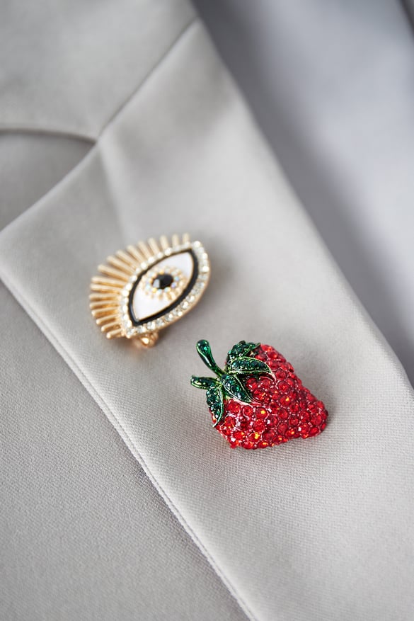 Strawberry Brooch - Red &amp; Green