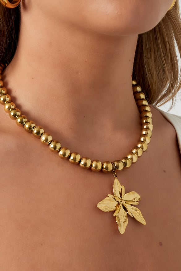 Blumenschmuck Charm 2